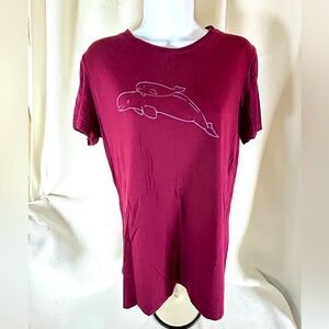 Favorite Tee Bella short Sleeves t shirt wine color mother and baby dolphins 🐬